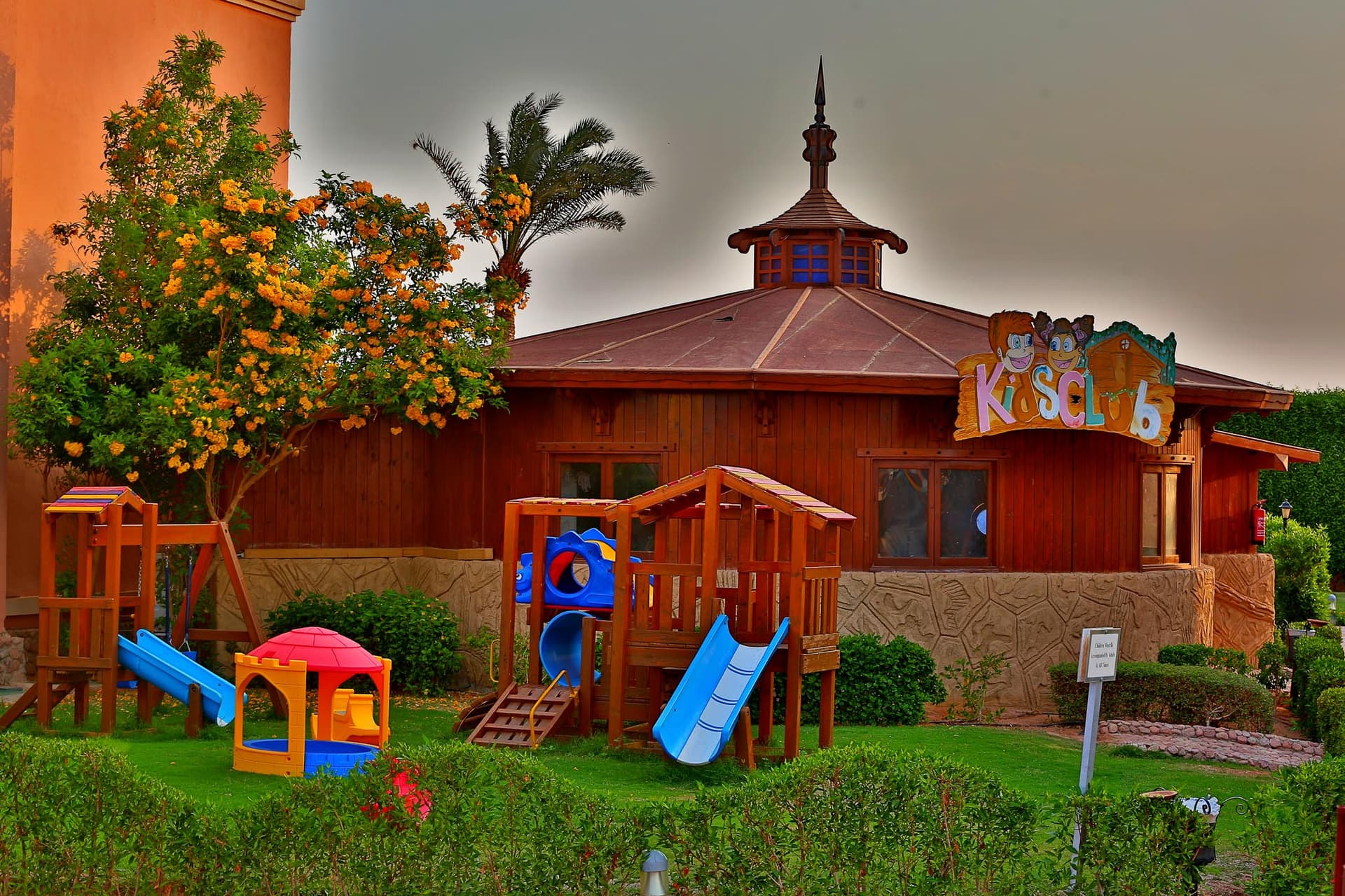 Charmillion Club Aqua Park 4