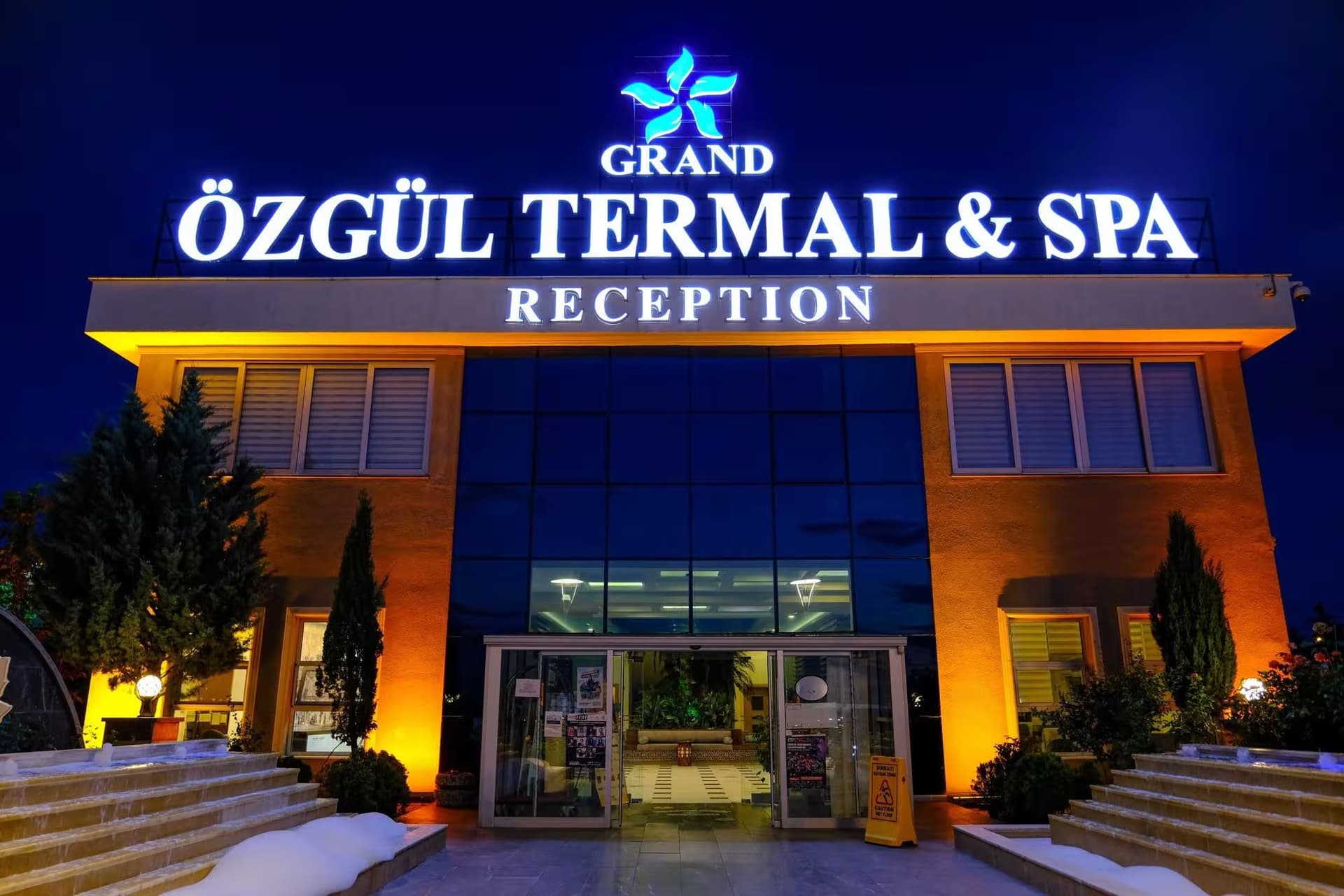Grand Özgül Termal Tatil Köyü