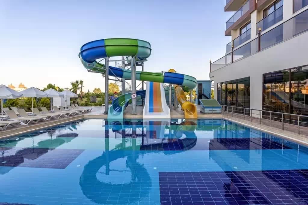 Glamour Resort Hotel & Spa 2