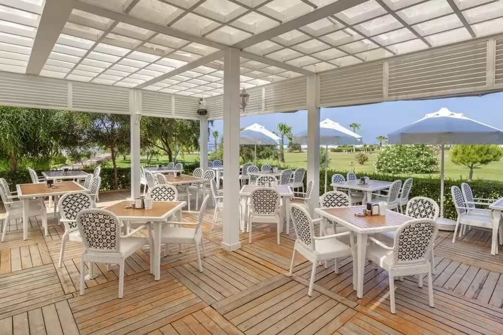 Glamour Resort Hotel & Spa 3