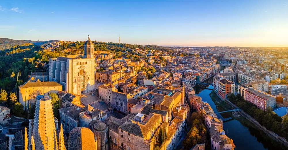 holiway travel girona katedrali tarihi yapi