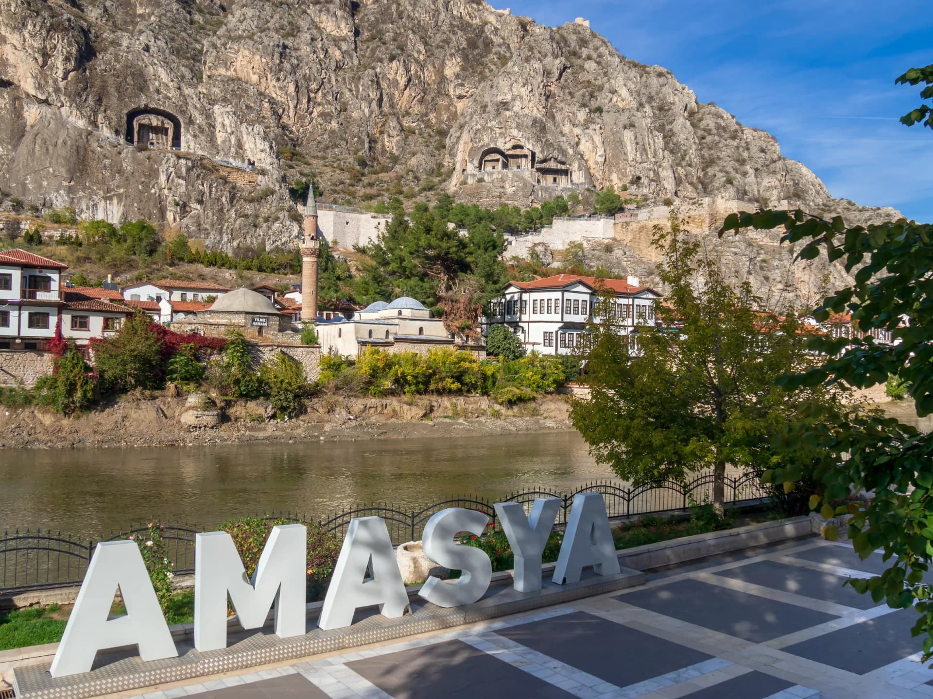 holiway travel amasya ferhat ile sirin su kanali