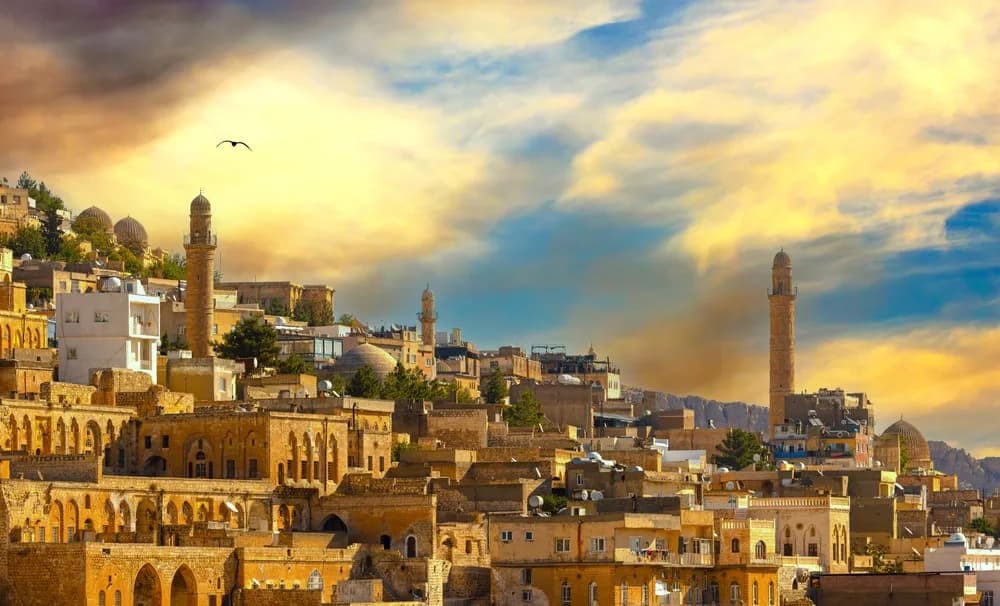 holiway travel mardin dar sokaklar mezopotamya manzara