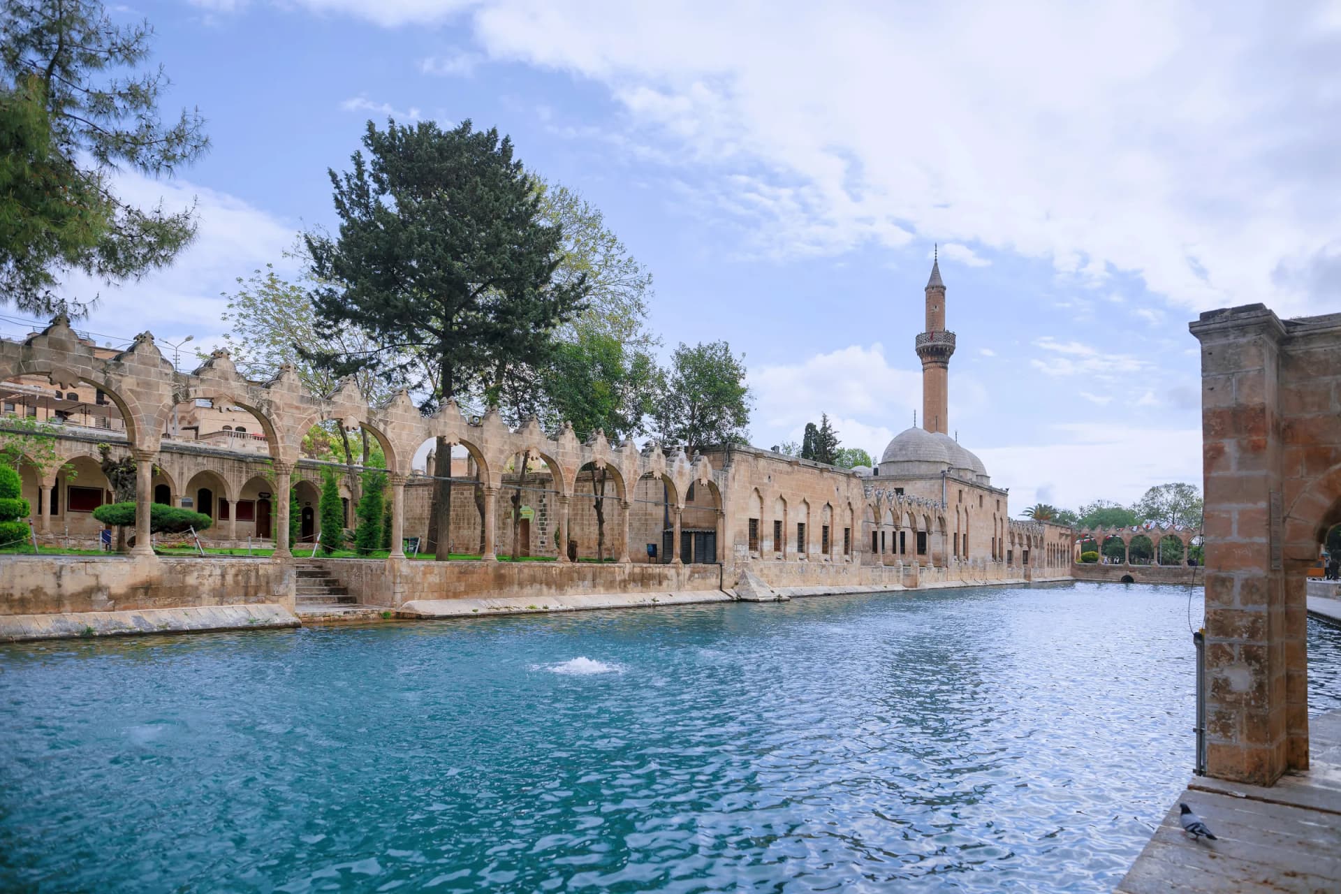 holiway travel sanliurfa balikligol halil ur rahman