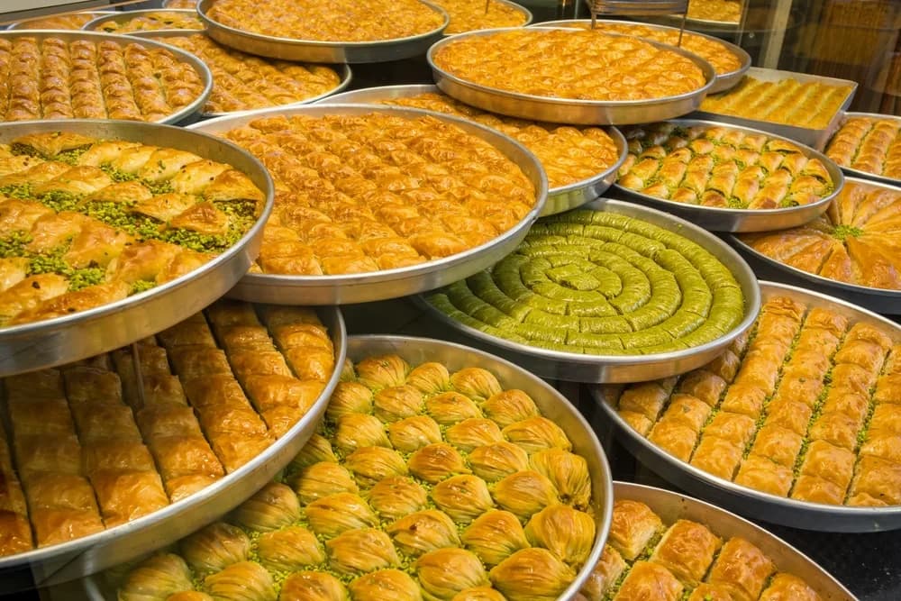 holiway travel gaziantep baklavasi fistikli
